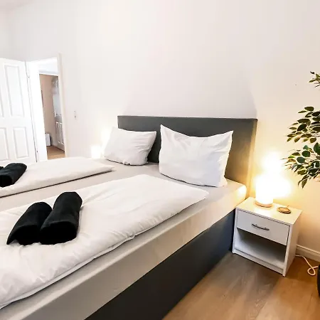 Luxus-apartment Mit 2 Schlafzimmern, Wohnzimmer, Vollausgestatteter Kuche Und Luxuriosem Bad * Lipcse