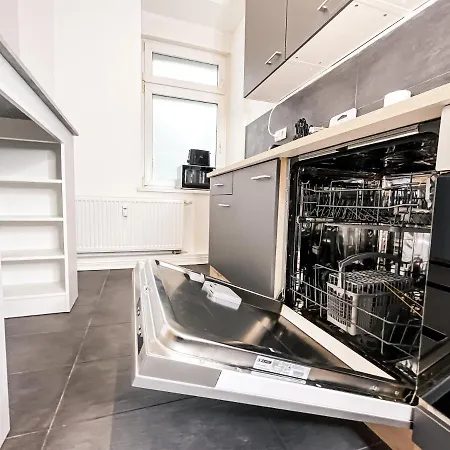 Luxus-apartment Mit 2 Schlafzimmern, Wohnzimmer, Vollausgestatteter Kuche Und Luxuriosem Bad * Lipcse