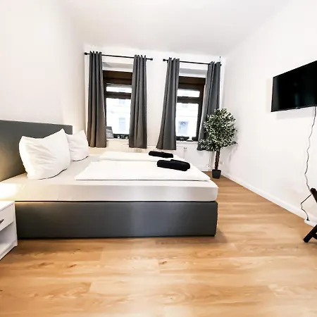 Luxus-apartment Mit 2 Schlafzimmern, Wohnzimmer, Vollausgestatteter Kuche Und Luxuriosem Bad Apartman